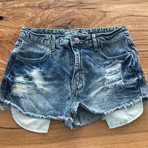 Women’s jean shorts - size 5
